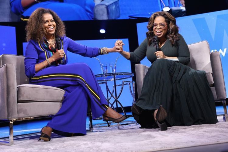 Michelle Obama espera continuar el éxito de su libro al compartir inspiradoras historias 
