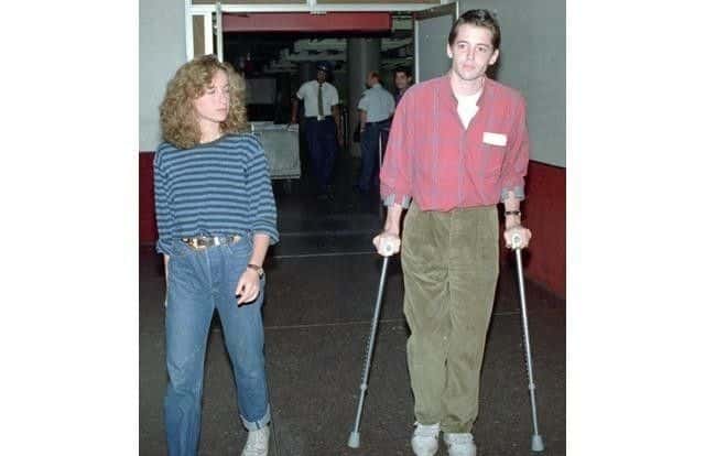 Jennifer Grey y su novio de esa época, el actor Mathew Broderick tuvieron un accidente automovilístico en Irlanda