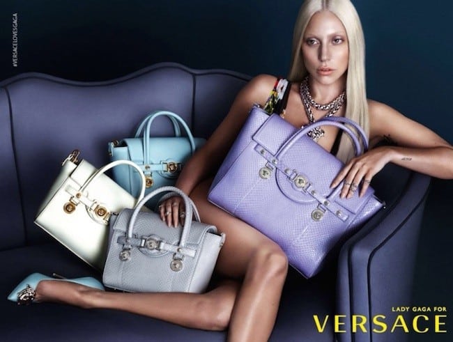 Lady Gaga fue imagen de la marca Versace