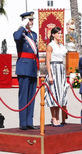 Los vestidos veraniegos que ha llevado la Reina Letizia y que tú te puedes permitir
