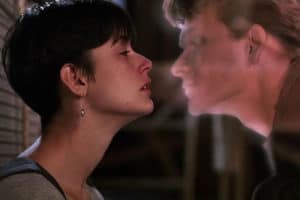 "Ghost" protagonizada por Demi Moore y Patrick Swayze