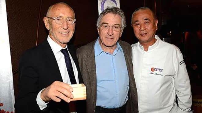 Robert De Niro acompañado del chef Nobuyuki Matsuhisa y el productor de cine Meir Teper