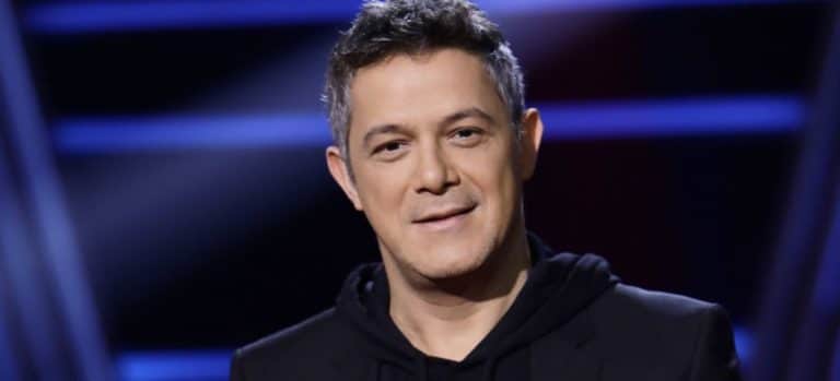 La belleza mediterránea de Manuela, la hija de Alejandro Sanz