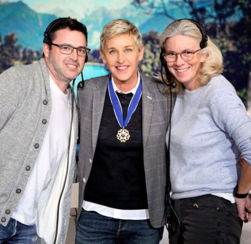 Ellen DeGeneres y los productores del programa