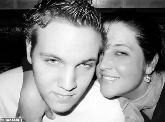 Lisa Marie Presley y su hijo Benjamin