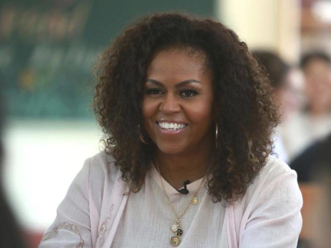 Michelle Obama incursiona en los podcast