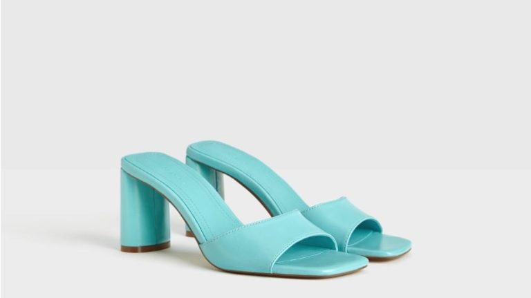 Sandalias y zapatillas de Bershka que te dejarán con la boca abierta