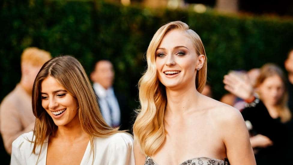 Sophie Turner y Nadia Parkes son buenas amigas