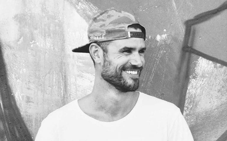 Así es Adrián Torres, el nuevo novio de Lara Álvarez