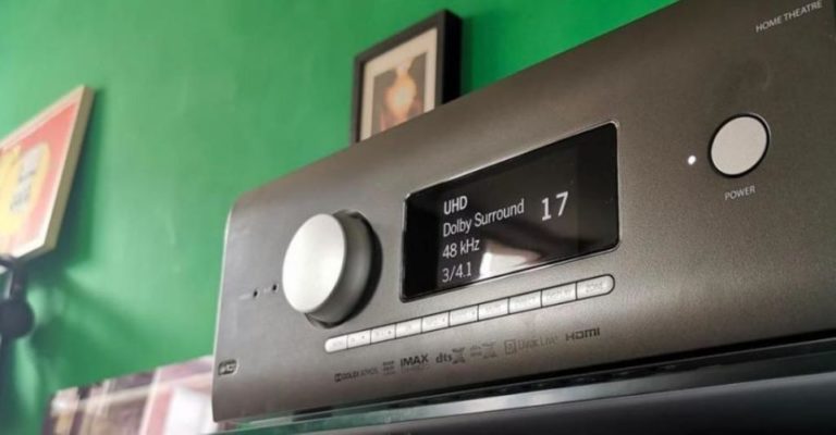 Por qué necesitas un buen receptor A/V si te encanta ver cine en casa