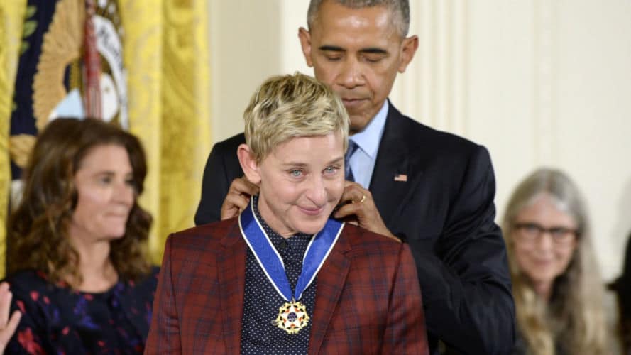 En 2016, Ellen DeGeneres fue condecorada por el presidente Barack Obama con la Medalla de la Libertad.