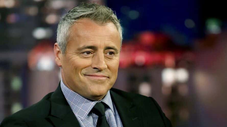 LeBlanc sonriendo