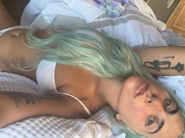 Lady Gaga cambió su color de cabello
