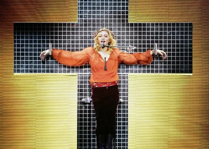 Madonna celebra su 62 cumpleaños: Repasemos los momentos más controversiales de su carrera