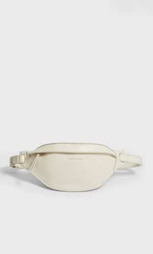riñonera stradivarius