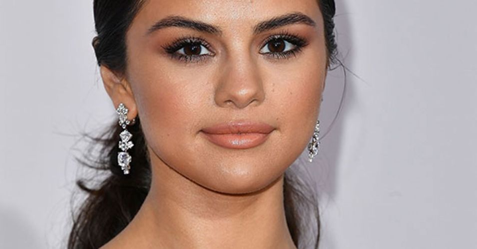 Cómo maquillarte según Selena Gómez Selena Gómez