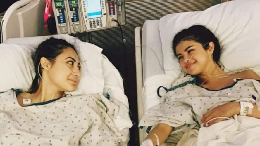 En el otoño de 2017, Gómez reveló que había recibido un trasplante de riñón de su amiga Francia Raisa