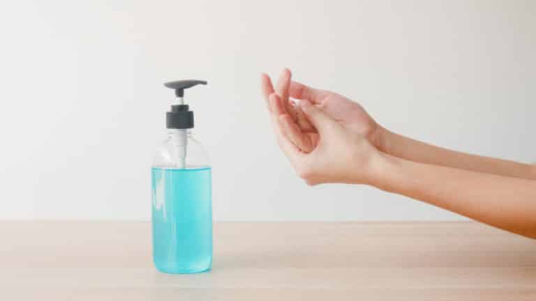 Geles hidroalcohólicos perfectos para piel seca o atópica