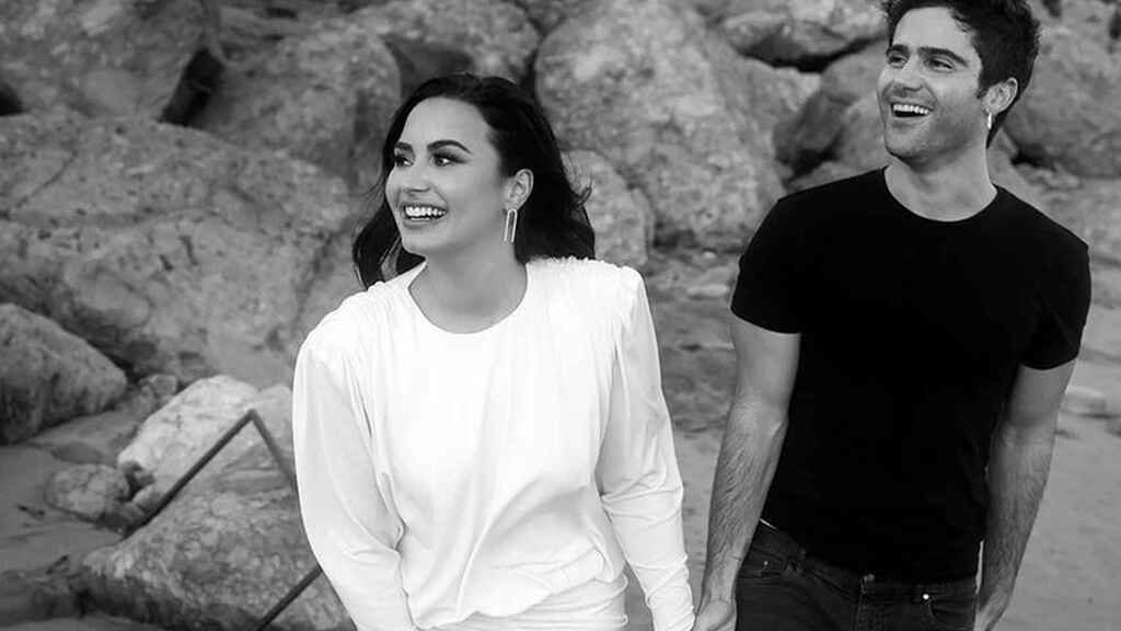 Demi Lovato y su ex prometido, el actor Max Ehrich, 