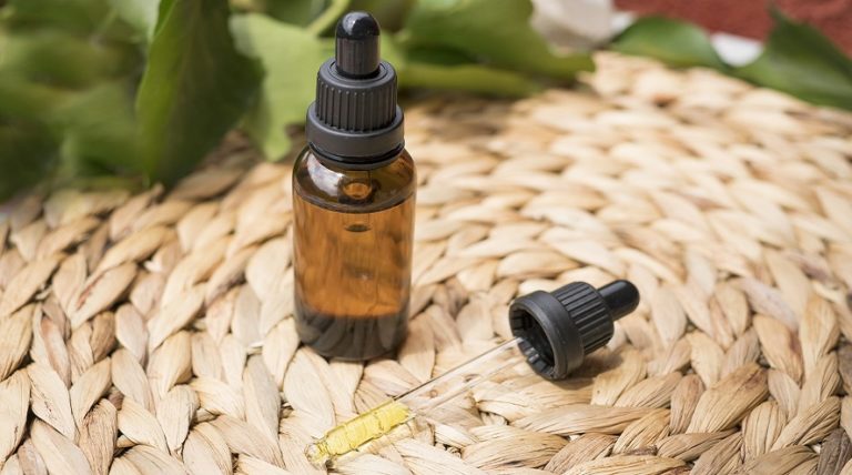 Cosmética con cannabis: la nueva tendencia en productos para tu piel