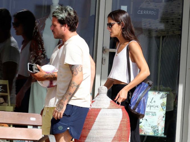 Dani Martín y su novia Begoña Martín 