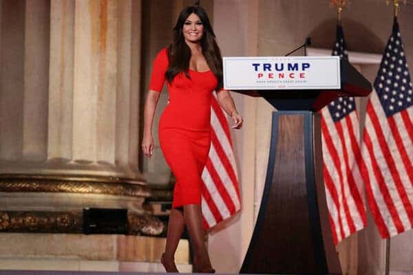 Kimberly Guilfoyle se unió a la campaña de reelección de Trump a título oficial