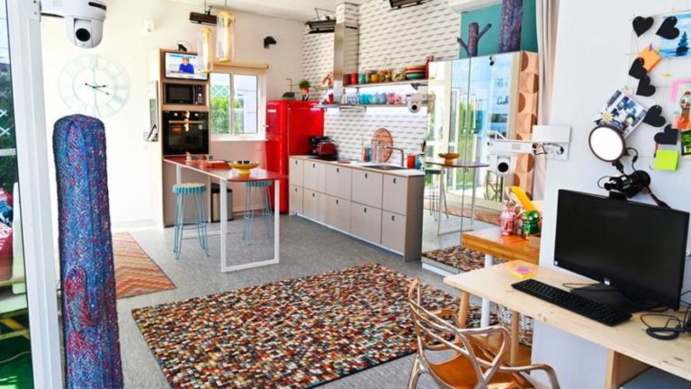Mucho lujo y glamour: nos colamos en la nueva casa de Anabel Pantoja