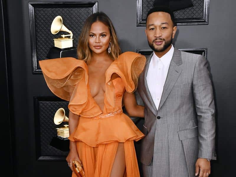 Terrible noticia: Chrissy Teigen y John Legend pierden el bebé que esperaban