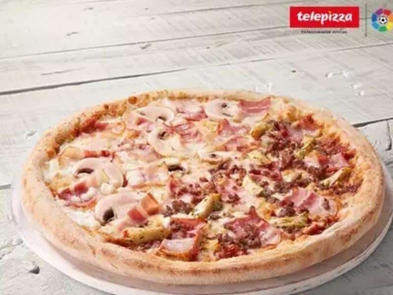Telepizza une tus sabores favoritos en una sola pizza por 'el Clásico' del sábado
