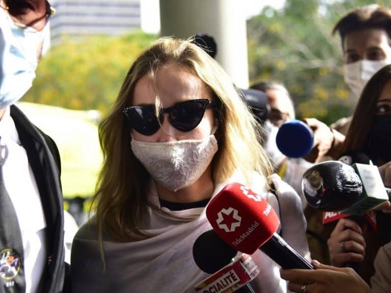 Contradictorias declaraciones de Ángela Dobrowolski a su salida de los juzgados