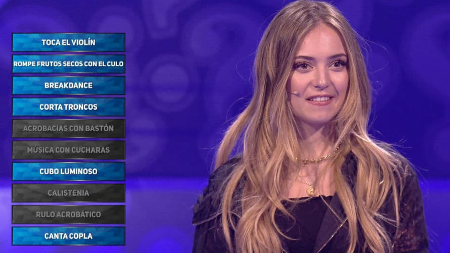 Ana Mena fue invitada VIP de ‘Adivina qué hago esta noche’