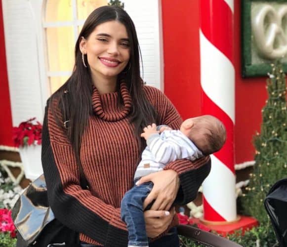 Eva de Dominici y su hijo Cairo 