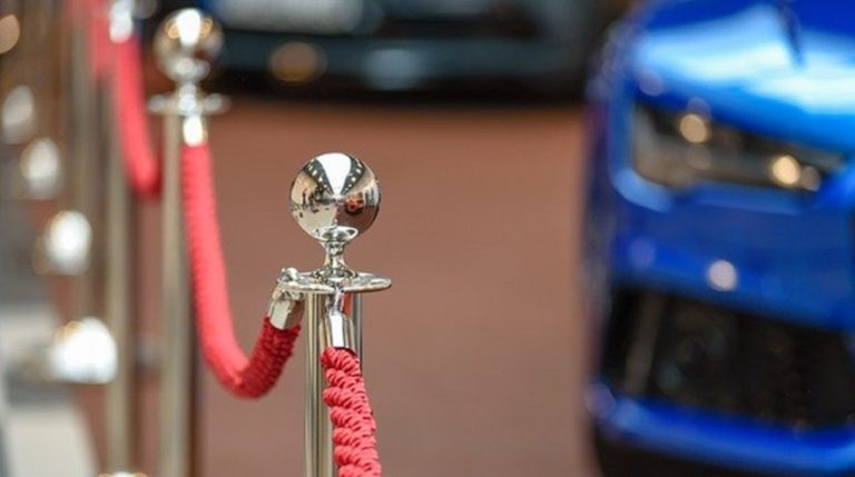 Los perfumes que usan los famosos: fragancias para brillar en la alfombra roja