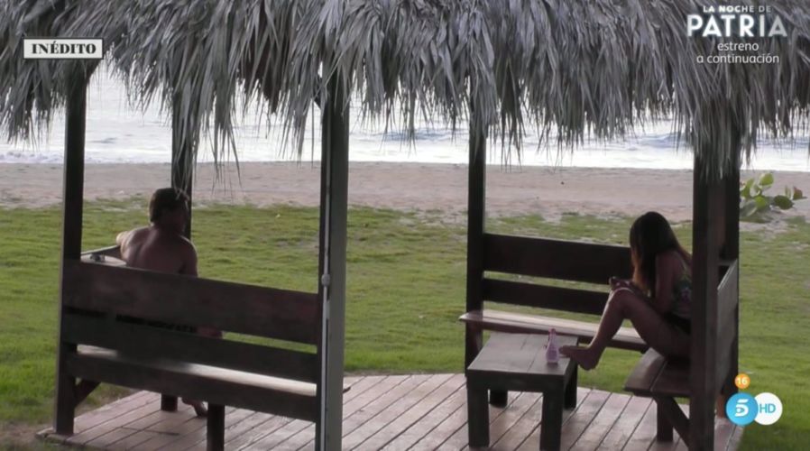 A Kevin recientemente le hemos visto preguntándole a Marta si estaba enamorada de Lester en La Isla de las Tentacione.