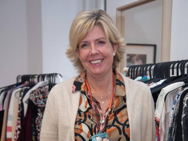 Simoneta Gómez-Acebo, obligada a vender la ropa de su madre Doña Pilar