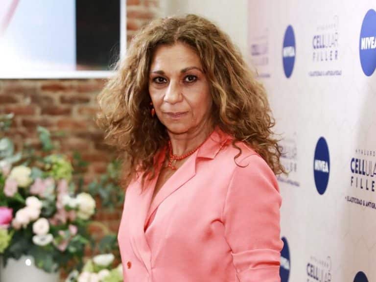 Lolita Flores suspende su actuación en Murcia por encontrarse indispuesta