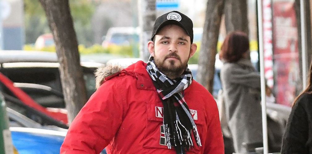 El hijo de Rocío Carrasco, devastado ante el infierno legal de Olga Moreno