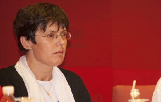 A finales de la década de los 90, Eva Nasarre fue diagnosticada con artritis reumatoide