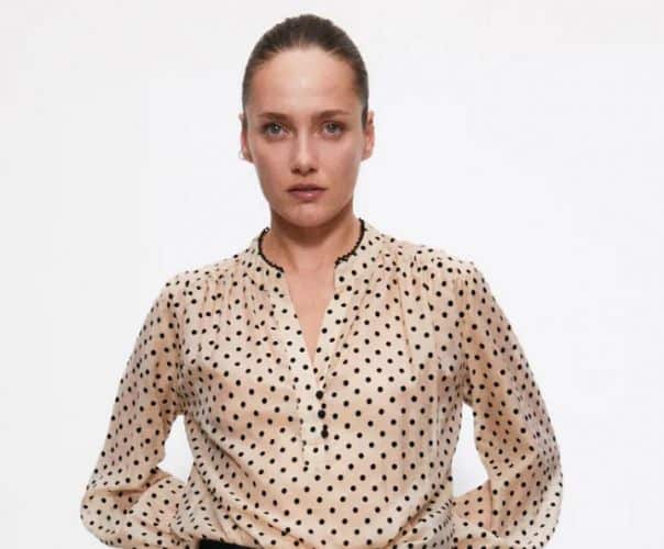 Blusa con lunares
