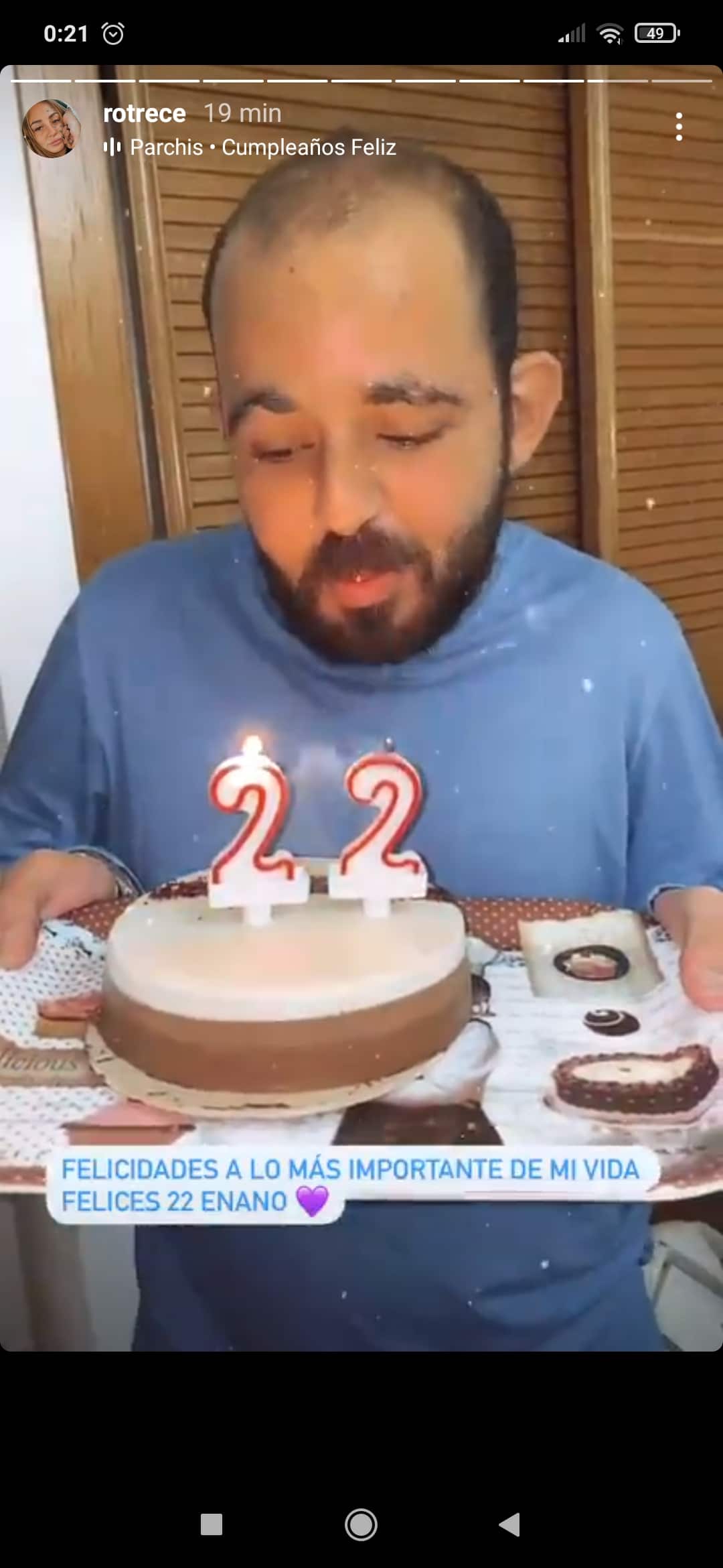 David Flores cumple 22 años de lo más emocionado