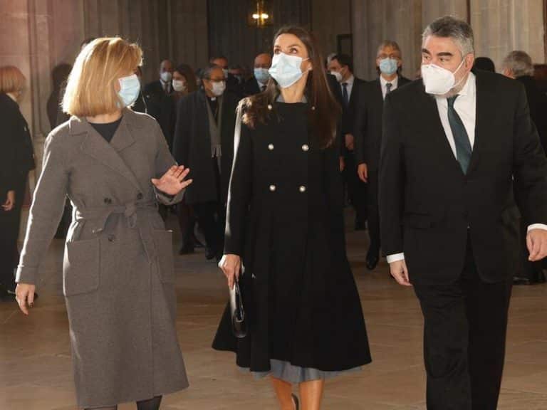 La Reina Letizia desafía a Carolina Herrera y le hace un desplante