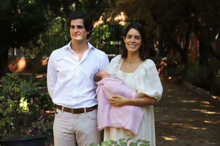 Rosario, la niña de los ojos de Fernando Fitz-James y Sofía Palazuelo