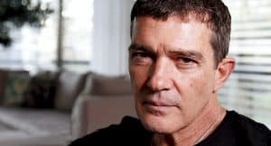 Antonio Banderas habla de su relación con Lorena Calero y Nicole Kimpel se enfada