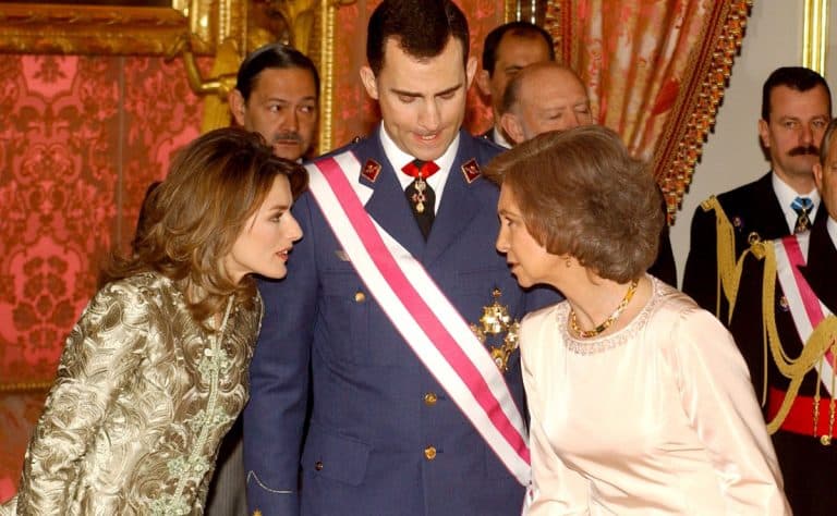 La reina Letizia se venga de sus suegros, Juan Carlos y Sofía, durante estas Navidades