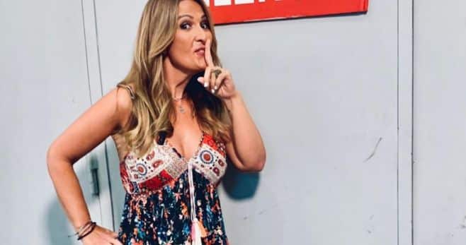 Laura Fa se desnuda y consigue un nuevo trabajo: así logra forrarse fuera de Sálvame
