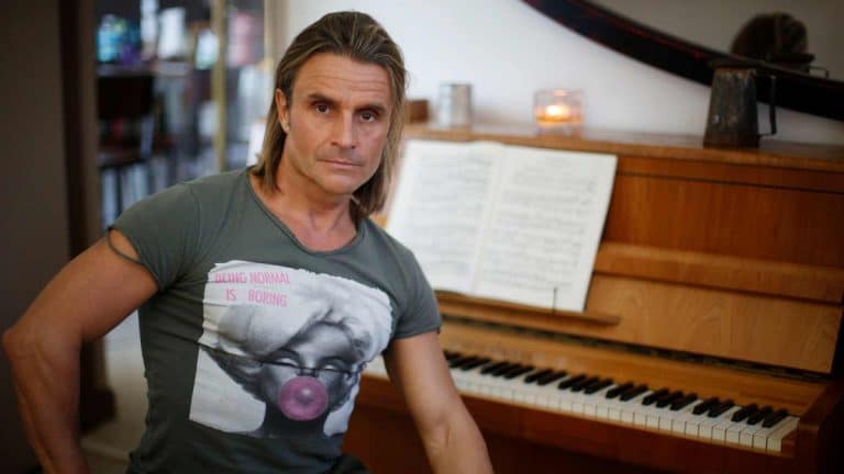 Nacho Cano, sin pelos en la lengua, comenta la gestión de Isabel Díaz Ayuso