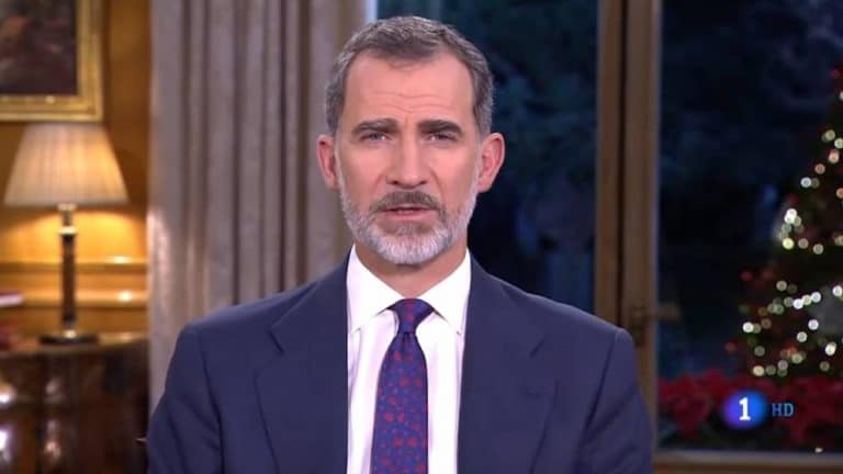 El Rey Felipe VI se acuerda de los muertos por el temporal