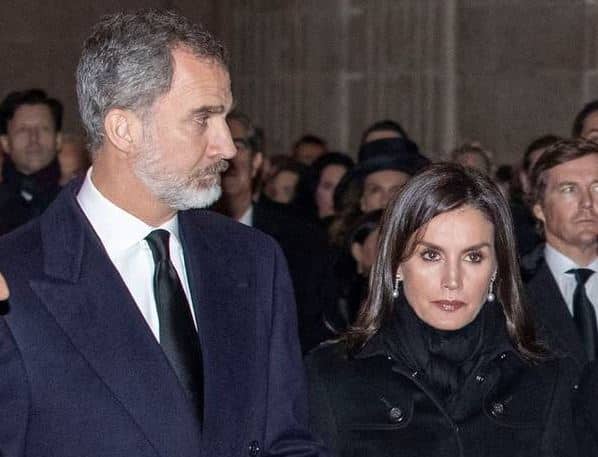 El rey Felipe y la reina Letizia en el funeral de la infanta Pilar