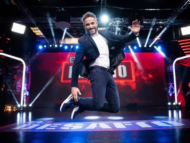 El verdadero desafío de Roberto Leal mientras juega con su hija