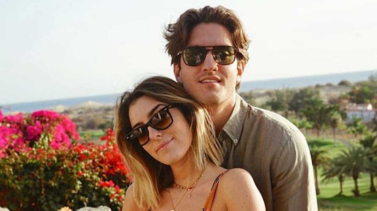 Anna Ferrer y su novio